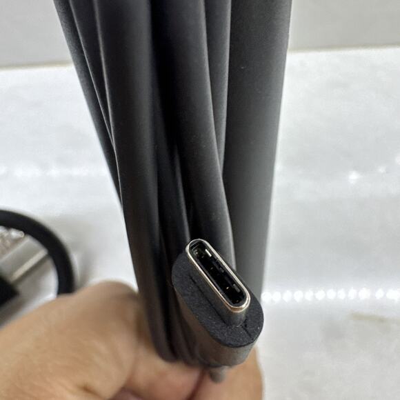 Dell 65W USB-C Type C Charger Power Adapter (HA65NM190, DA65NM190, LA65NM190) - Picture 5 of 5